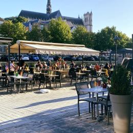 Terrasse en bord de Somme